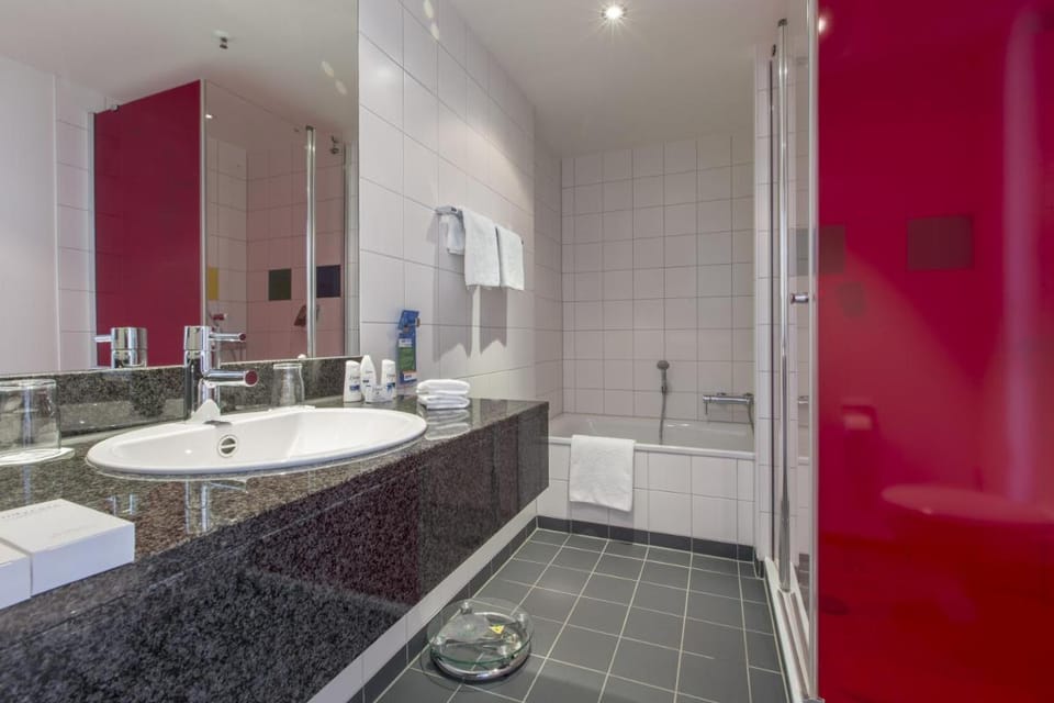 Park Inn By Radisson Frankfurt Airport Hotel in Frankfurt