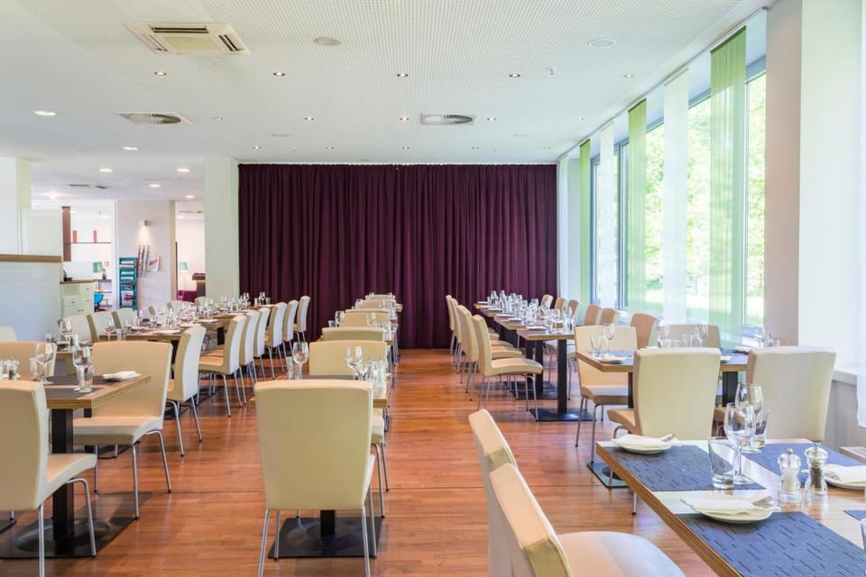 Park Inn By Radisson Frankfurt Airport Hotel in Frankfurt