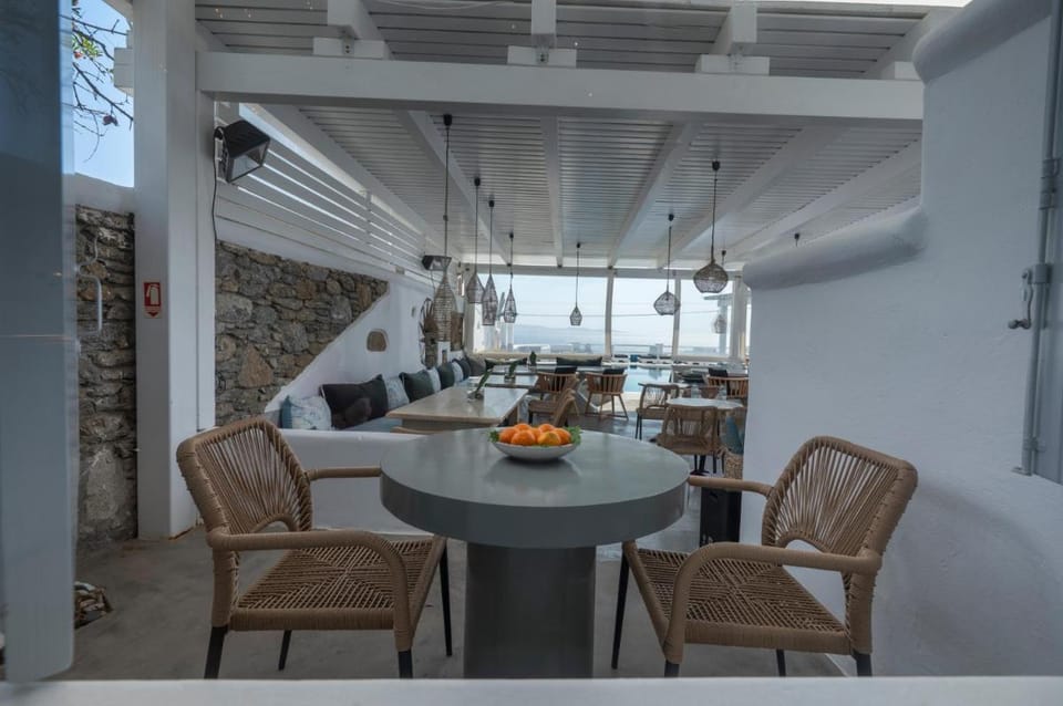 Flaskos Luxury Suites Apartment hotel in Mykonos, Mikonos 846 00, Greece