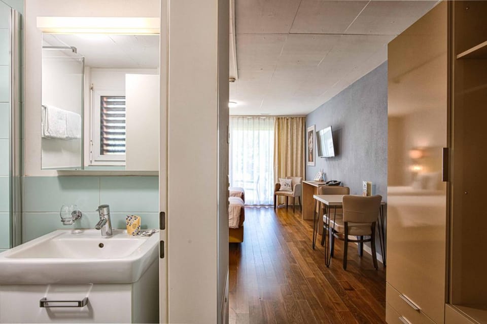 Hotel Residence Loren Apartment hotel in Canton of Zurich
