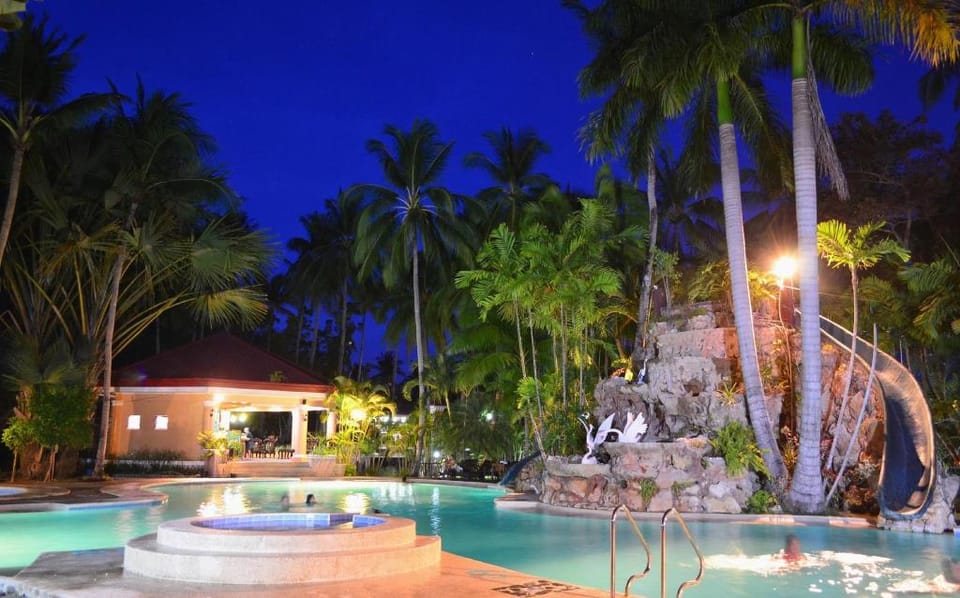 San Remigio Beach Club Hotel Hotel in Cebu City