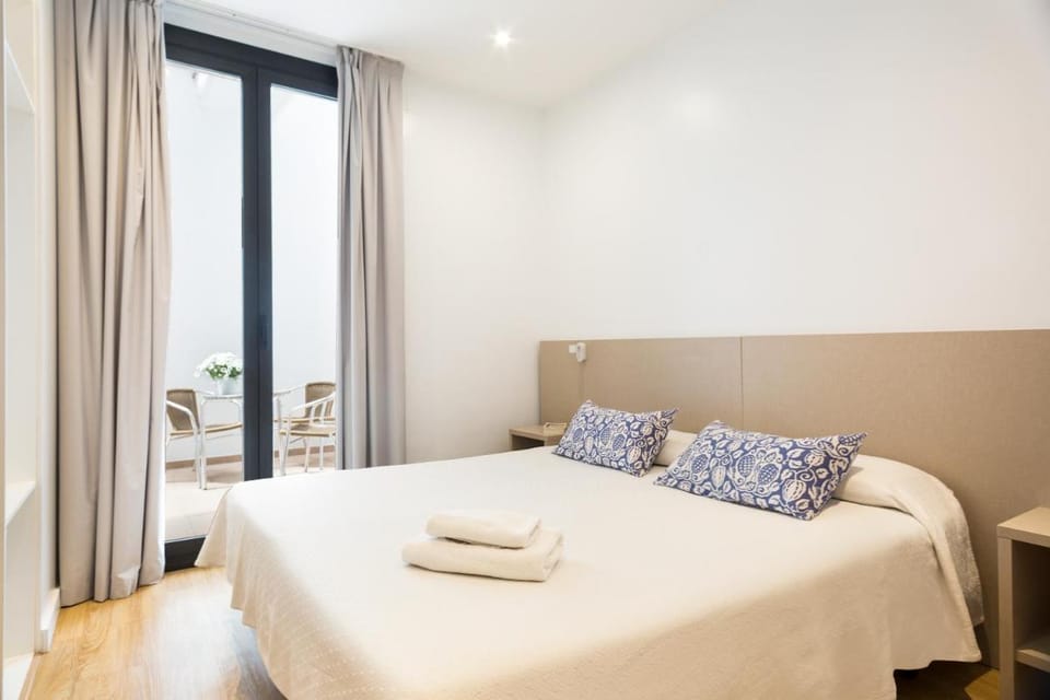 BcnStop Parc Güell Apartment hotel in Barcelona