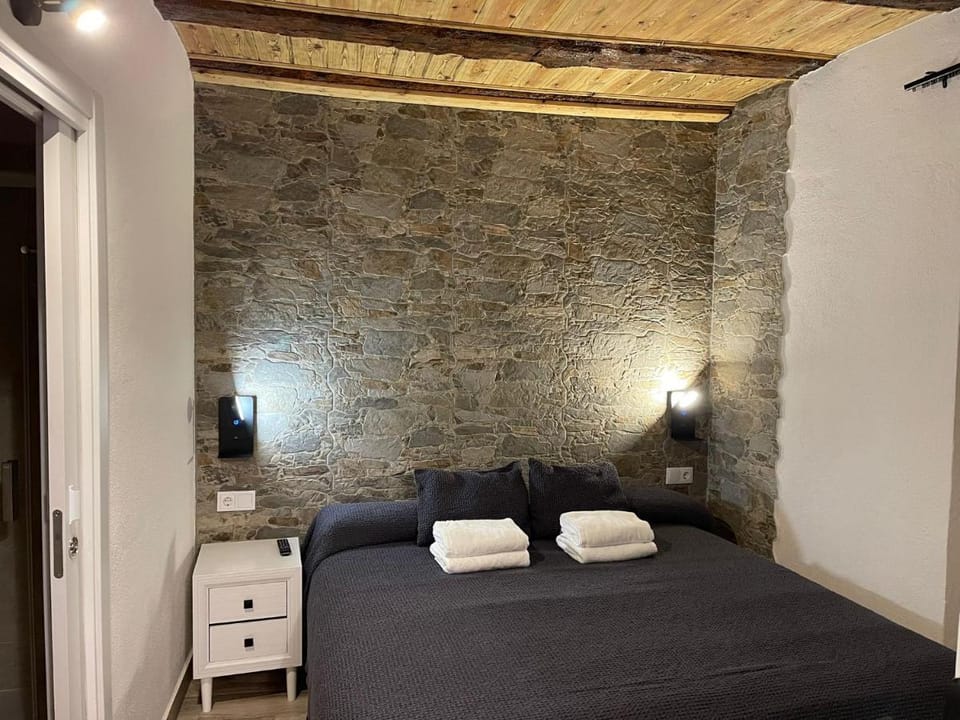 Hostal Rusó SC Hostel in Llívia