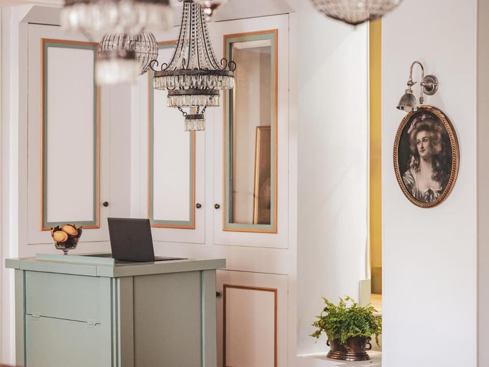 Hotel Madeleine De Senlis Hotel in Paris