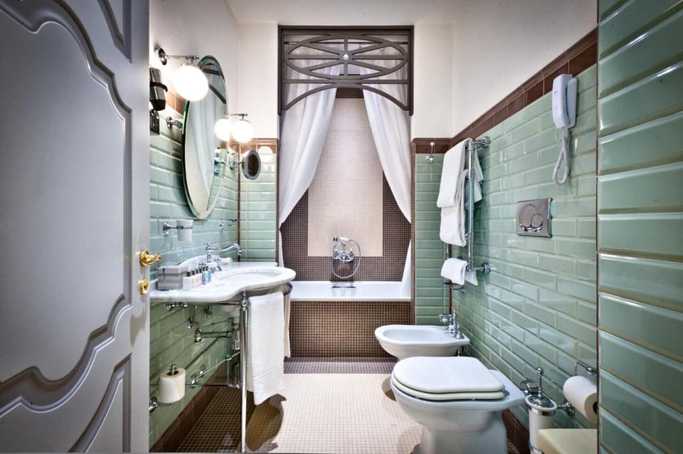 Chateau Monfort - Relais & Chateaux Hotel in Milan