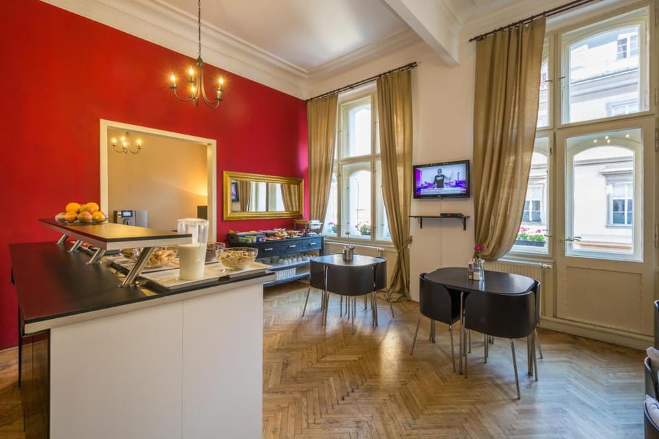 Royal Road Residence Apartment in Prague