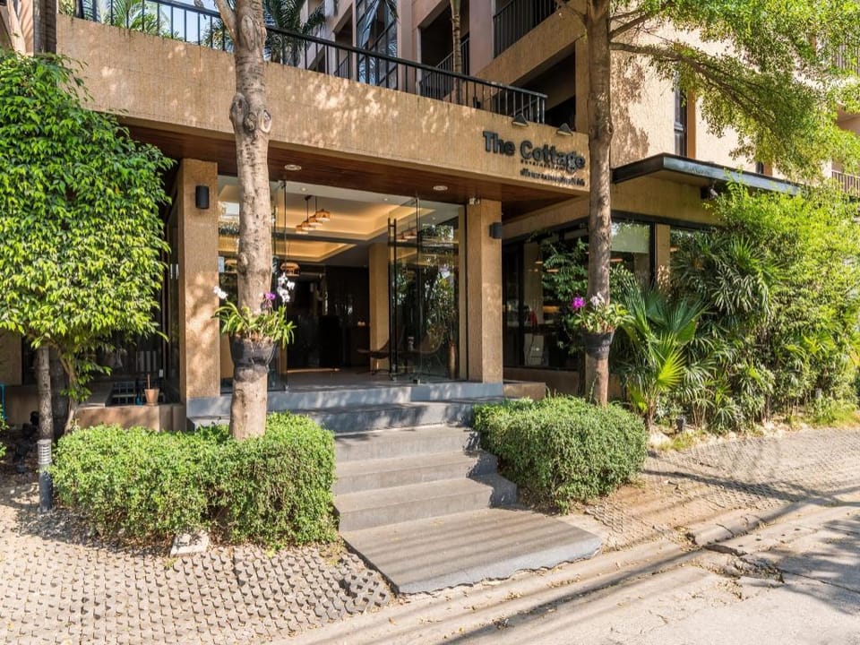 The Cottage Suvarnabhumi Hotel in Bangkok