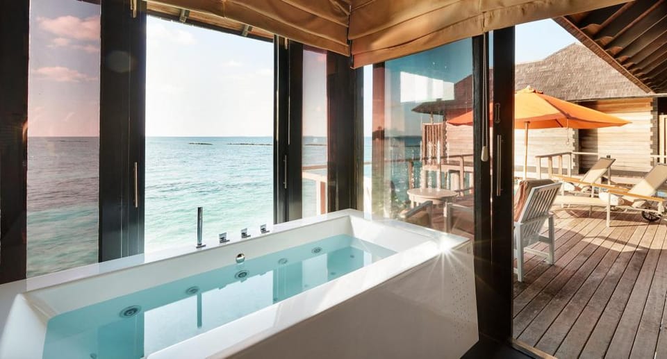 Sun Siyam Iru Fushi - Free Transfer for two with minimum 7 nights stay Hotel in Maldives