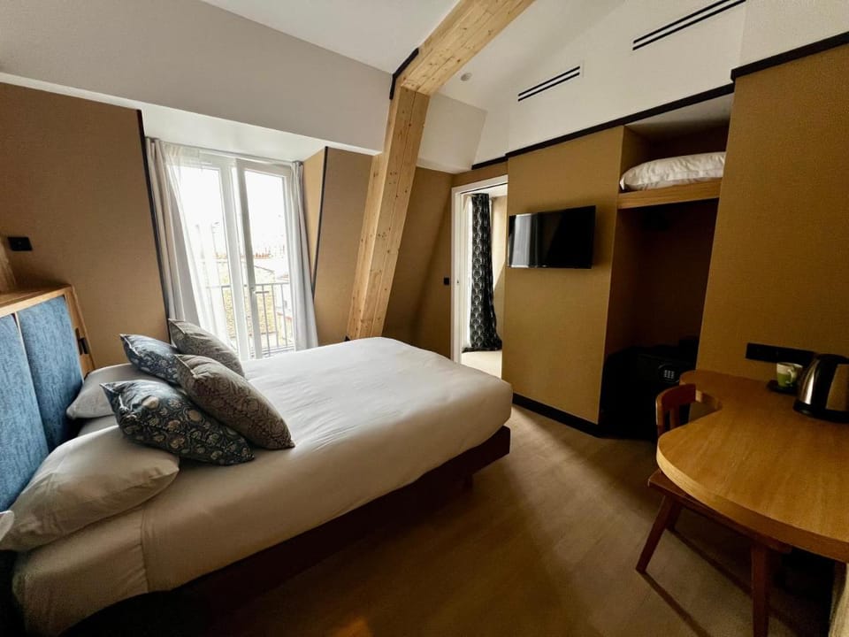 Amiral-Fondary Hotel in Paris