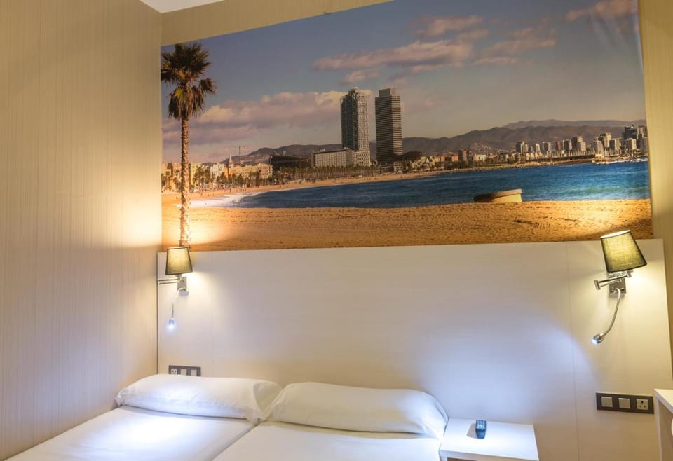 Hostal BCN Ramblas Bed and Breakfast in Barcelona
