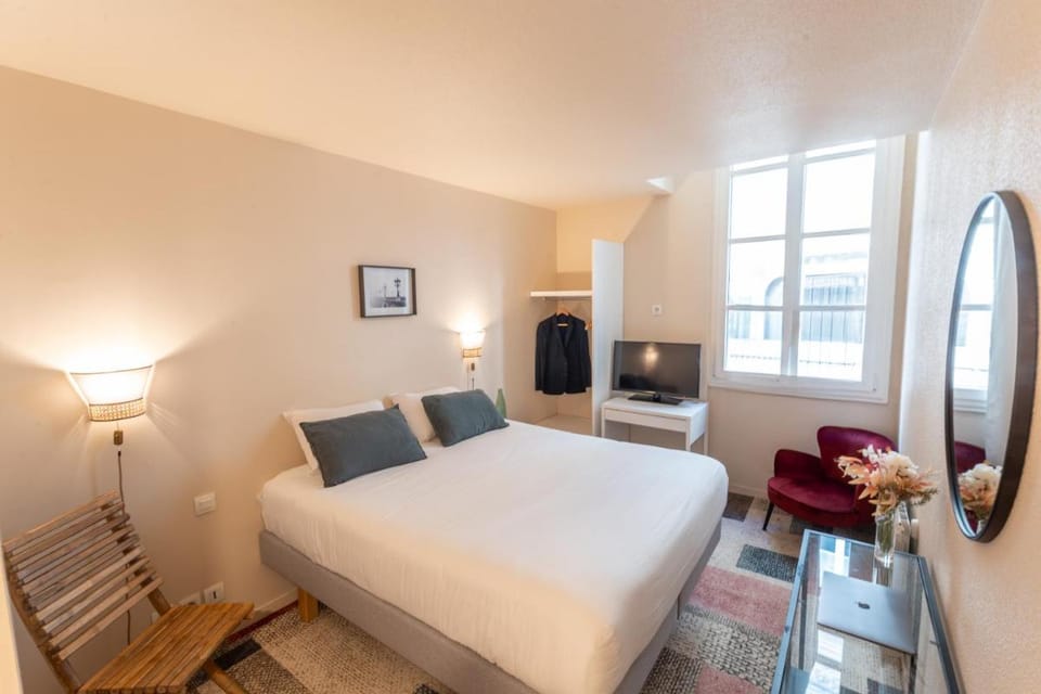 Hôtel du Théâtre - Hypercentre Hotel in Bordeaux