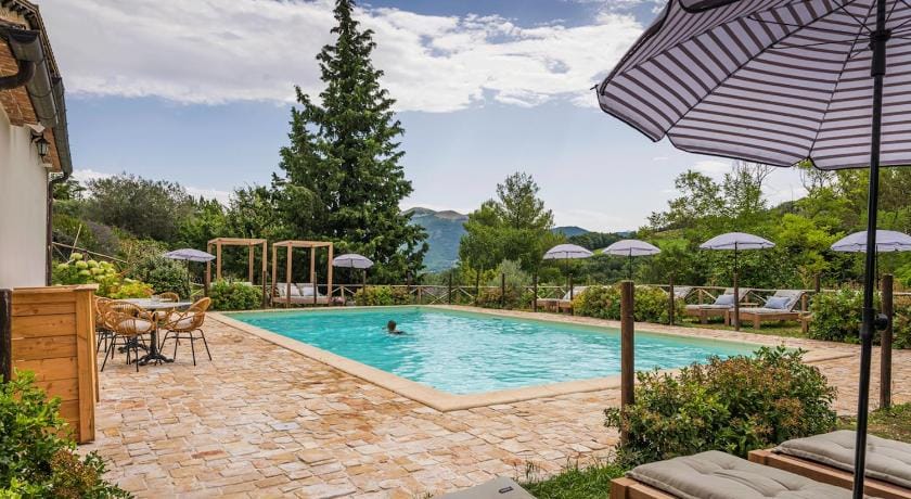 Borgo Castello Panicaglia Hotel in Umbria