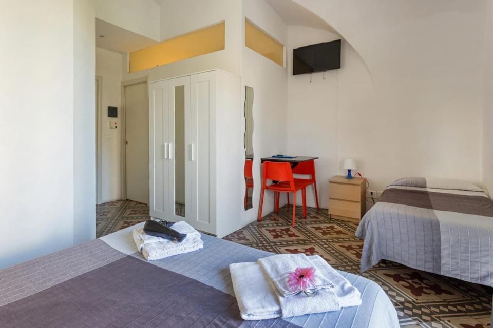 Da Gianni e Lucia Rooms with bathroom in the city center Bed and Breakfast in Catania