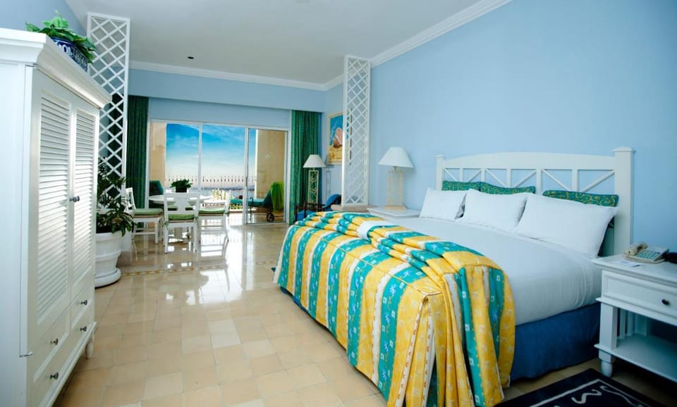 Pueblo Bonito Emerald Bay - All Inclusive Resort in Mazatlan