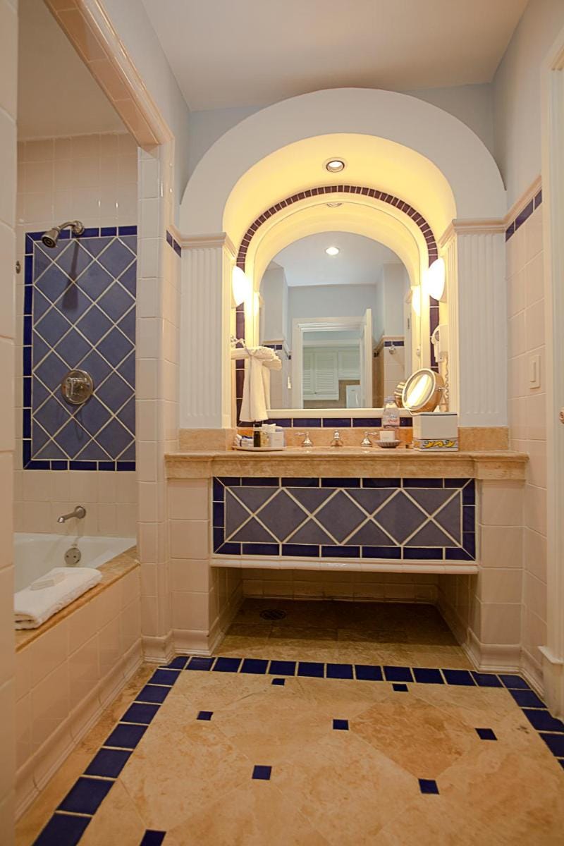 Pueblo Bonito Emerald Bay - All Inclusive Resort in Mazatlan