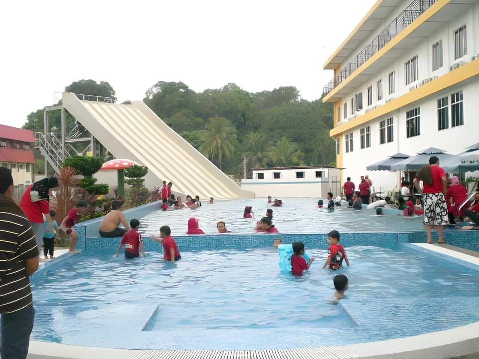 Cozzi Hotel Hotel in Port Dickson