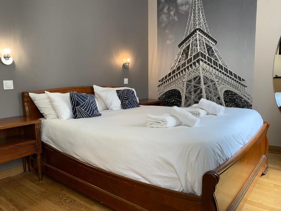 Apollo Opera Hotel in Paris
