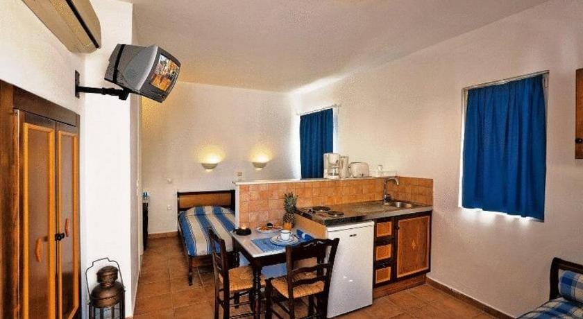 Katikies Studios & Apartments Apartment in Lardos