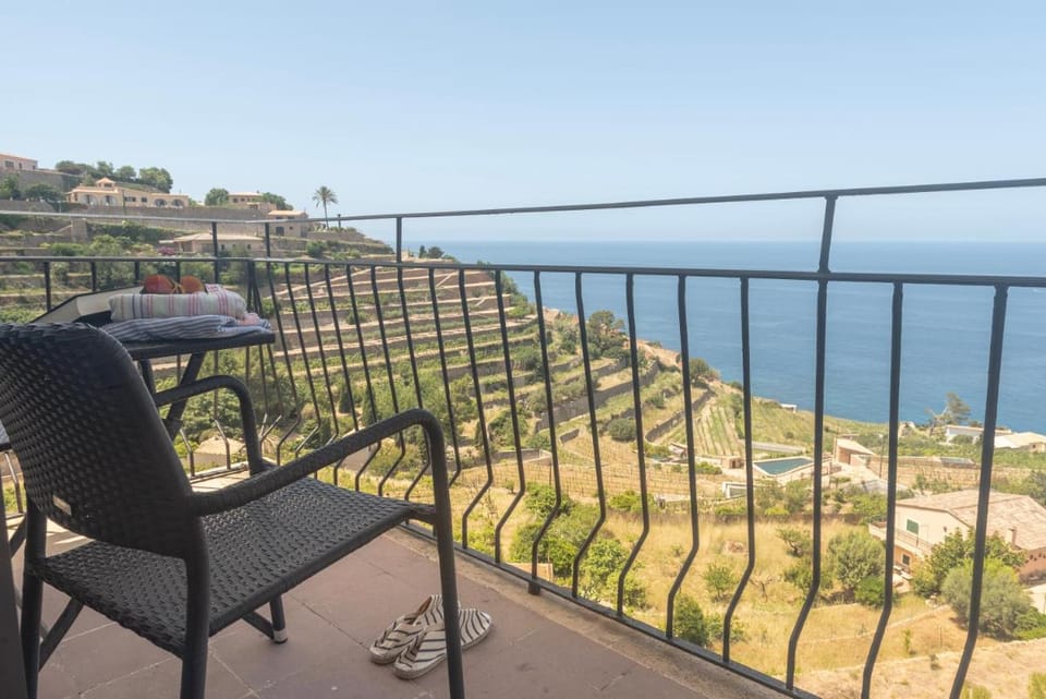 Hostal Sa Baronia Bed and Breakfast in Banyalbufar
