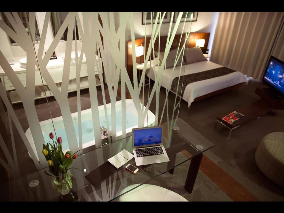 BTH Hotel - Boutique Concept Hotel in San Borja