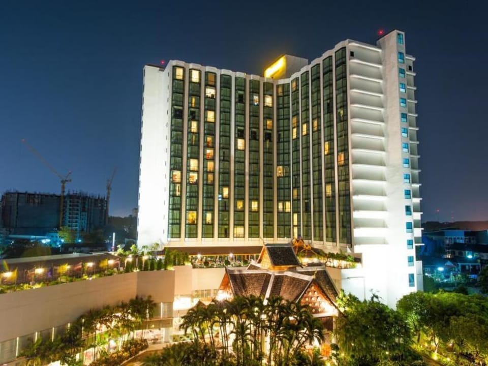 The Empress Hotel - SHA Extra Plus Hotel in Chiang Mai