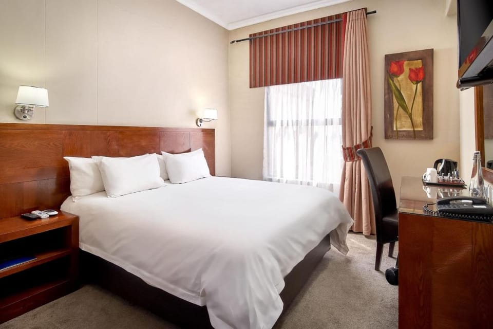 Protea Hotel by Marriott Pretoria Hatfield Hotel in Pretoria