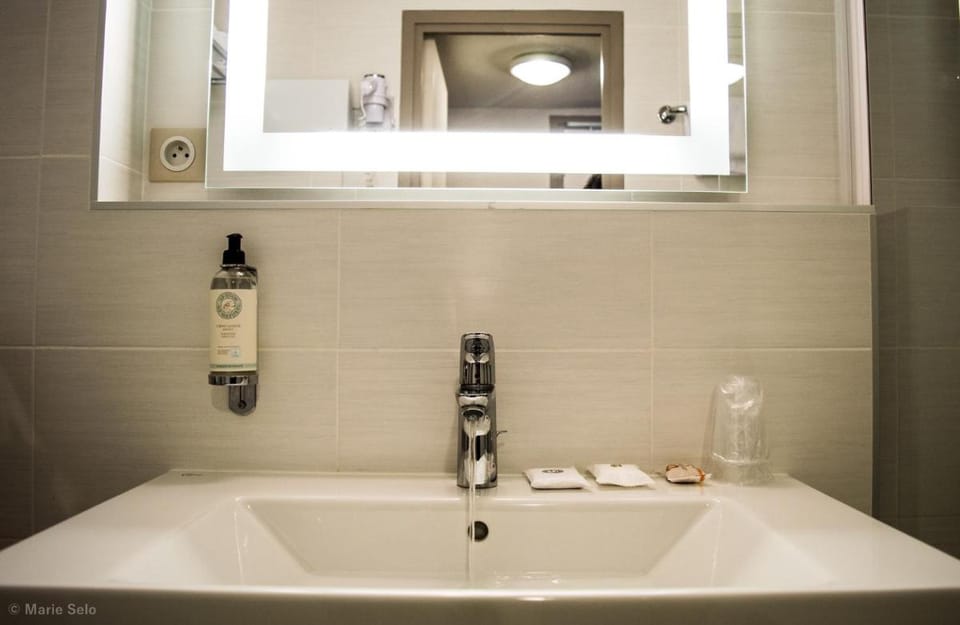 Best Western Auray Le Loch Hotel in Auray