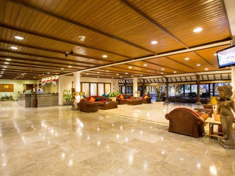 Plagoo Holiday Hotel Hotel in Kuta Selatan