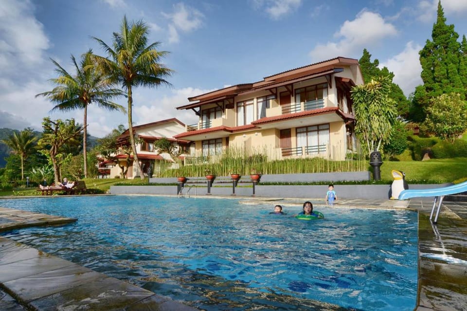 The Jayakarta Cisarua inn and villas Hotel in Cisarua