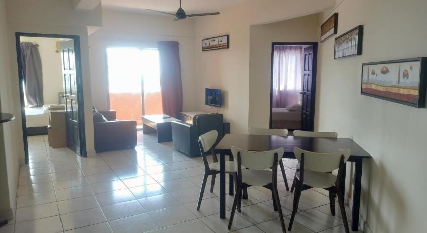 Globallon Hotel Apartment Apartment hotel in Malacca
