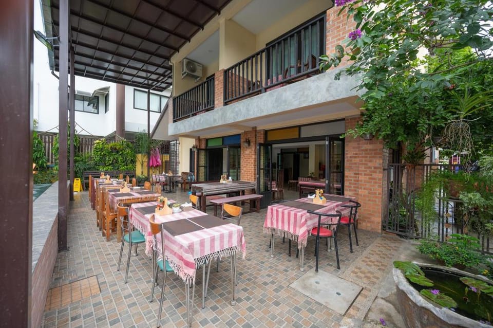 Riverside House Hotel Bed and Breakfast in Chiang Mai