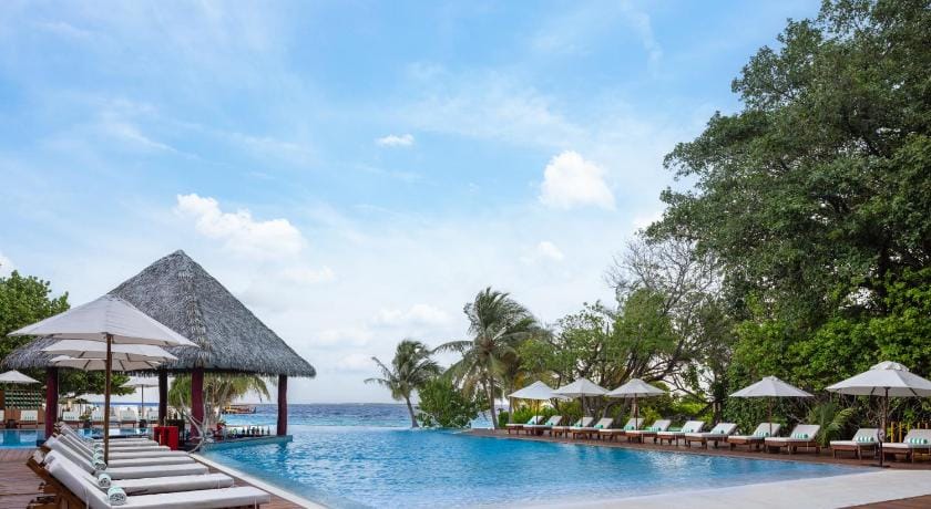 Adaaran Select Meedhupparu – 24 hours Dine Around Premium All inclusive Resort in Maldives