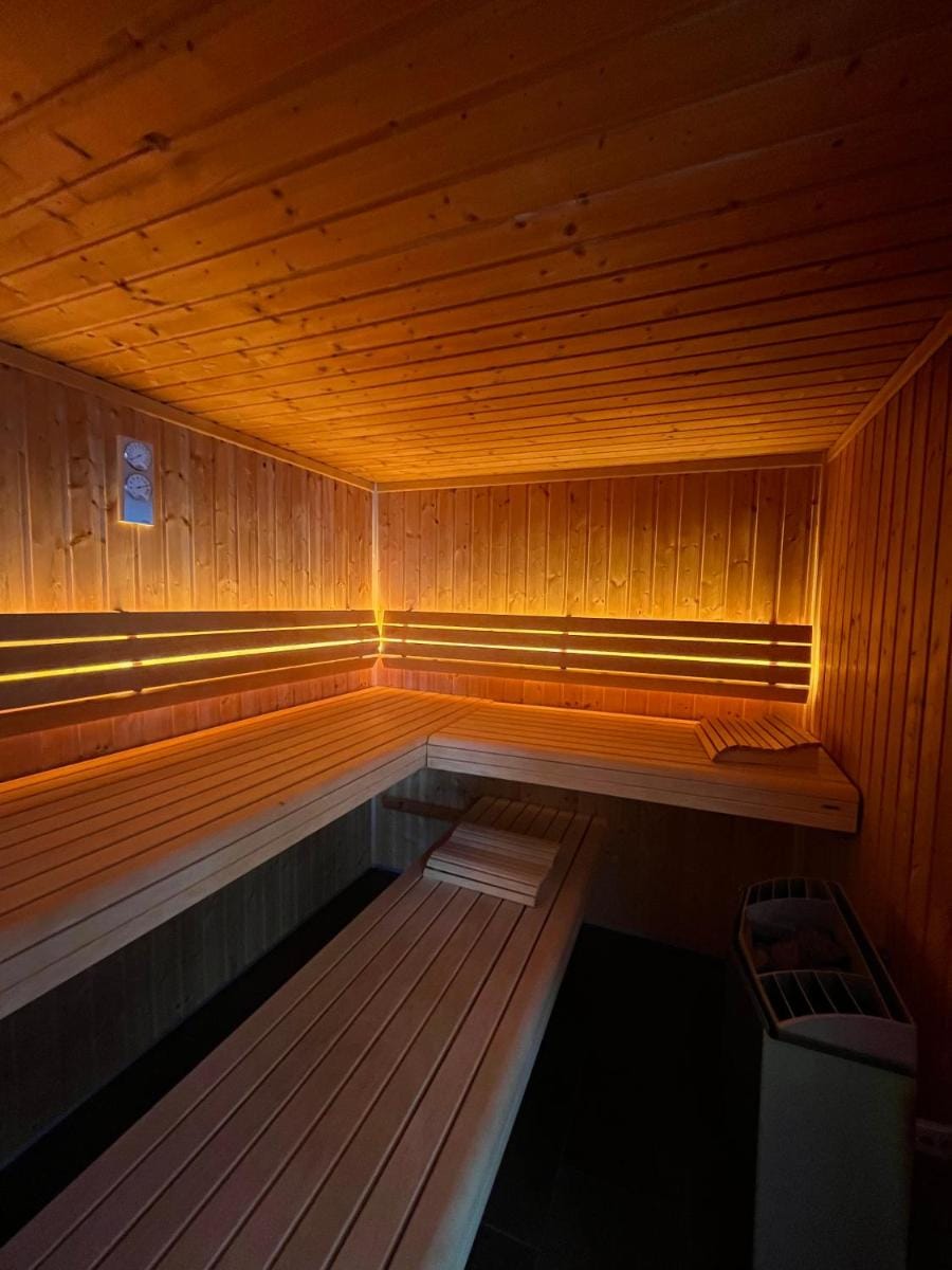Waldhotel Fletschhorn Panoramic Retreat in Saas Fee Hotel in Saas-Fee