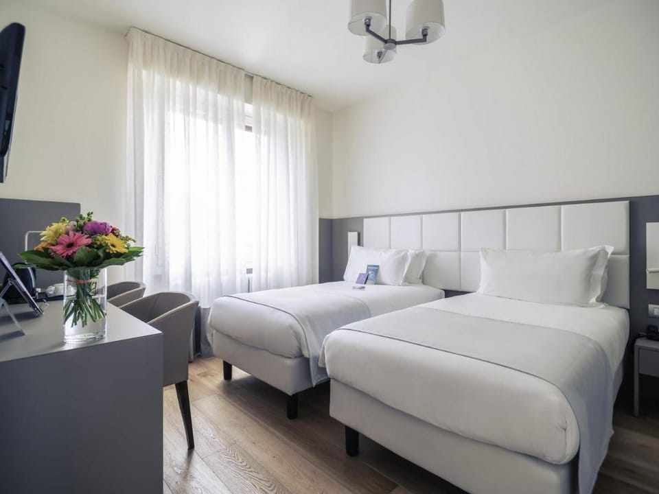 Hotel Mercure Milano Solari Hotel in Milan