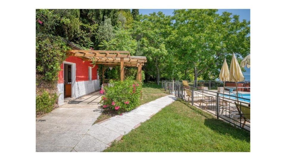 Villa Cappellina Hotel in Lake Garda