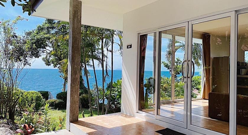 Bounty Resort Resort in Ko Pha-ngan Sub-district