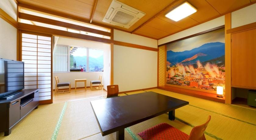 Tenku Yubo Seikaiso Ryokan in Japan