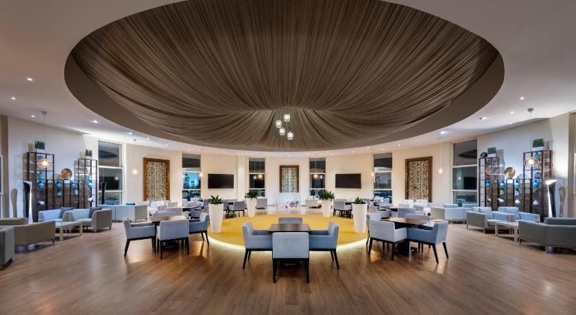 Grand Millennium Al Wahda Abu Dhabi Hotel in Abu Dhabi