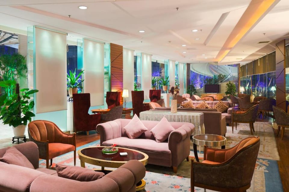 Holiday Inn Chengdu Century City-WestTower By IHG Hotel in Chengdu