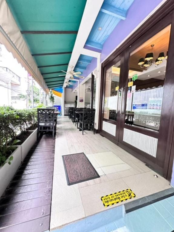 Sawasdee Hotel @ Sukhumvit Soi 8 Hotel in Bangkok