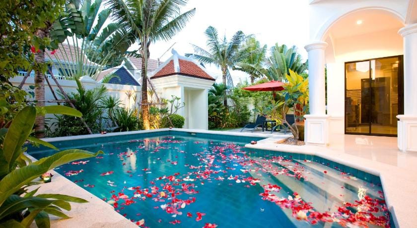 Palm Grove Resort (SHA Extra Plus) Resort in Pattaya City