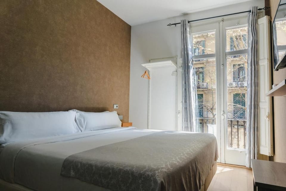 Cosmopolitan Boutique Rambla Bed and Breakfast in Barcelona
