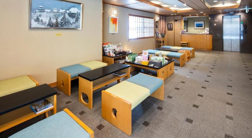 Gion Ryokan Karaku Ryokan in Kyoto