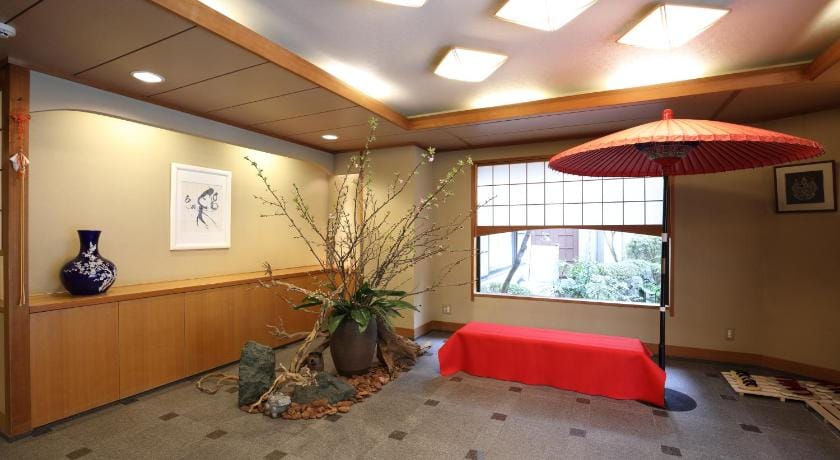 Gion Ryokan Karaku Ryokan in Kyoto