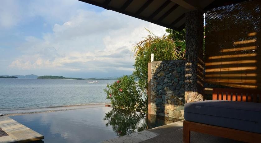 Cocotinos Hotel Sekotong Lombok Resort in Central Sekotong