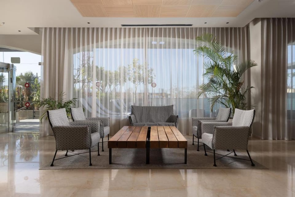 Comfort Hotel and Spa - Adults Only Hotel in Eilat