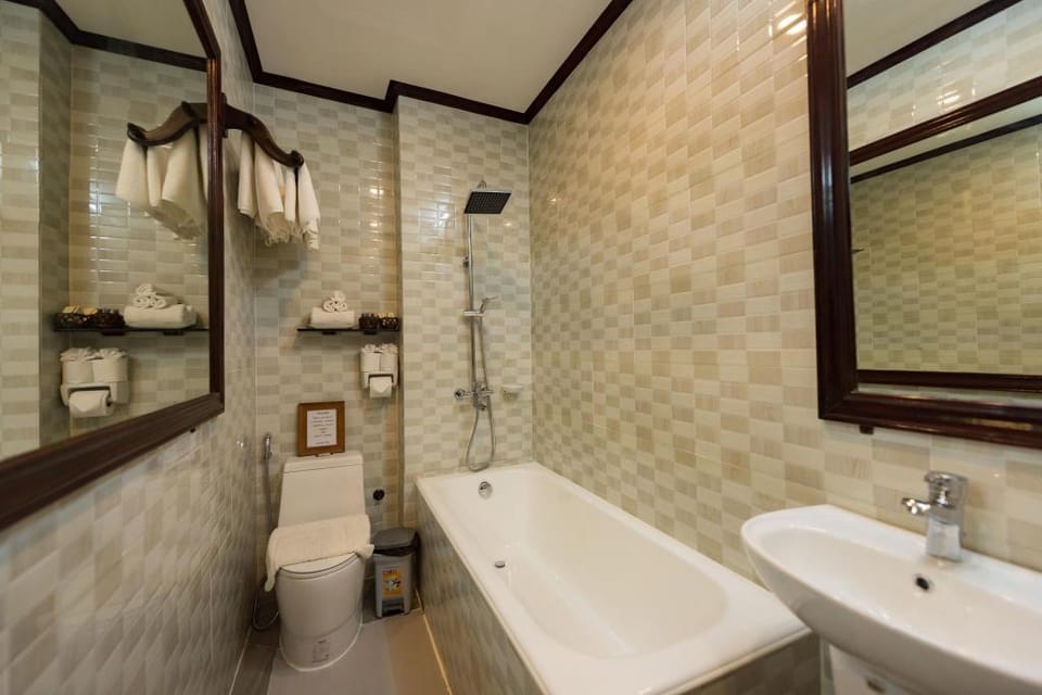 Restaurant Luang Prabang Bakery & Guest House Hotel in Luang Prabang