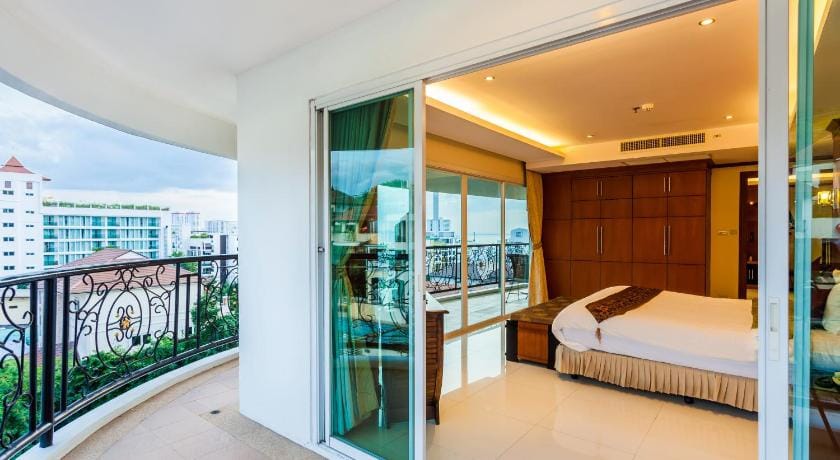 Tara Court Boutique Hotel Hotel in Pattaya City