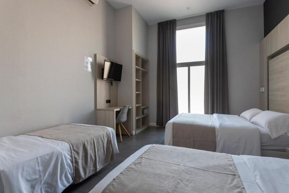 Plaza Goya Rooms Bed and Breakfast in Barcelona