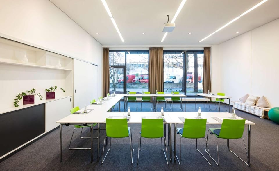 Lindern Hotel Frankfurt Sportpark, part of JdV by Hyatt Hotel in Frankfurt